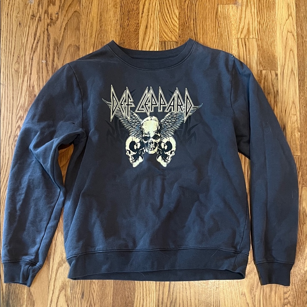 Def Leppard Gray Graphic Crewneck Sweater